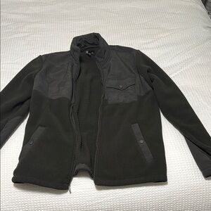 Vuori Men's Olive Jacket with Dark Trim